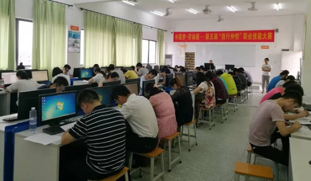 比拼技能 爭(zhēng)做新時(shí)代工匠 --第五屆&ldquo;技行仲愷&rdquo;職業(yè)技能大賽決賽在我院舉行